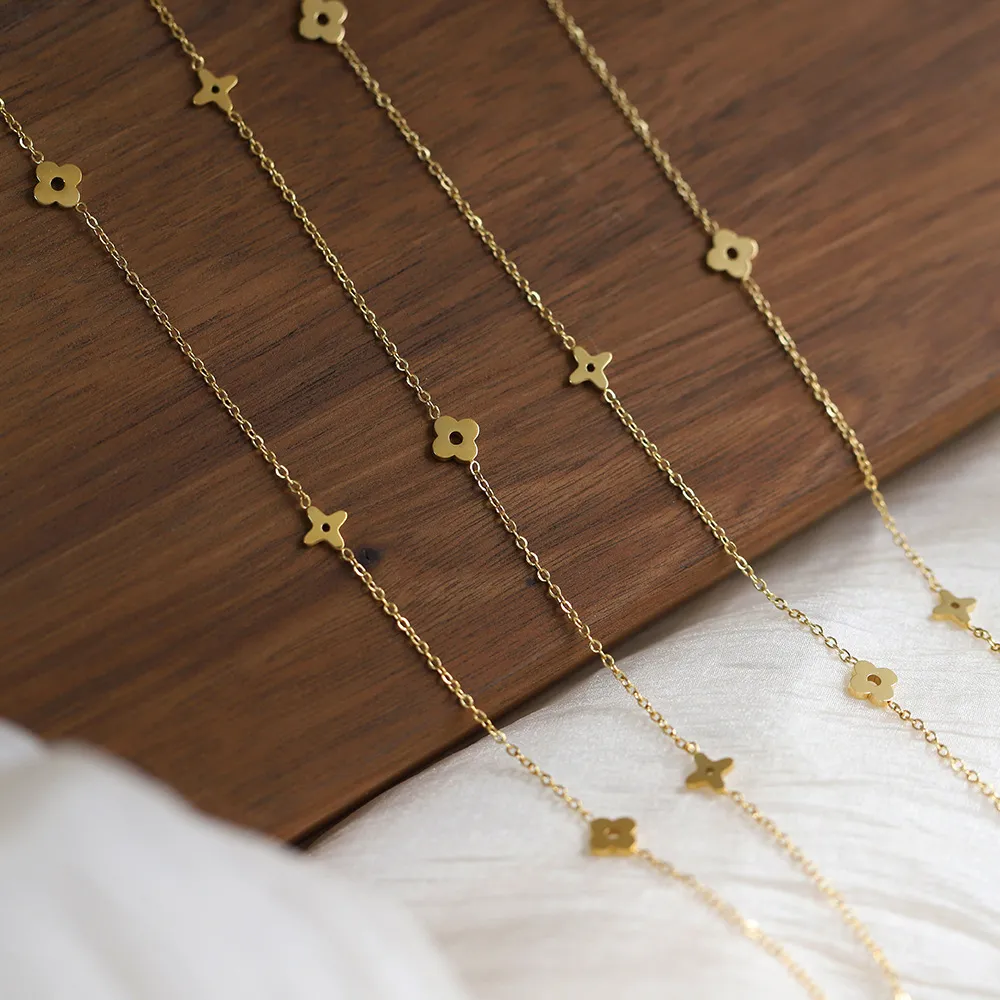 Clover Cutie Chain - Image 6
