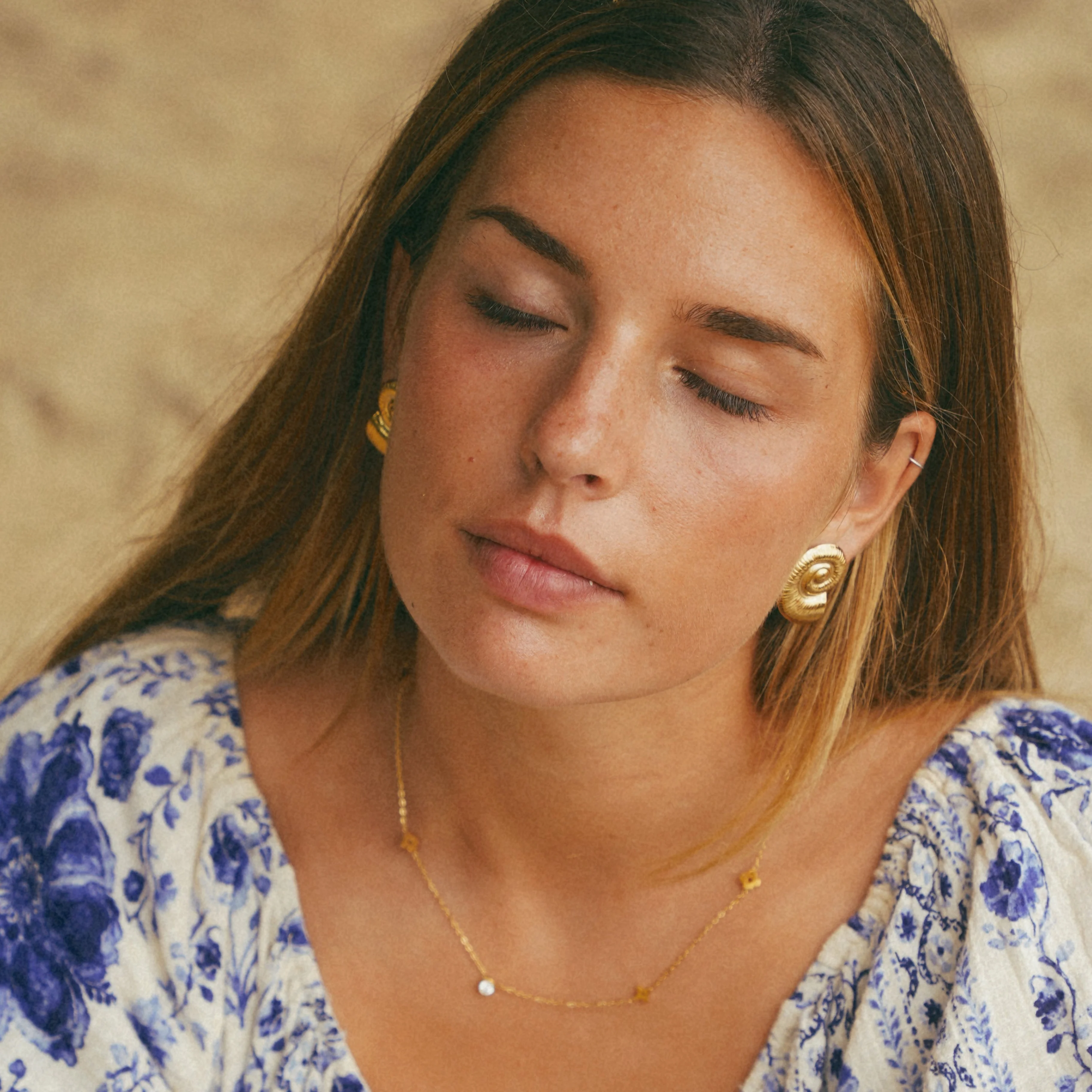 Chunky Shell Earrings (Bundle) - Image 3