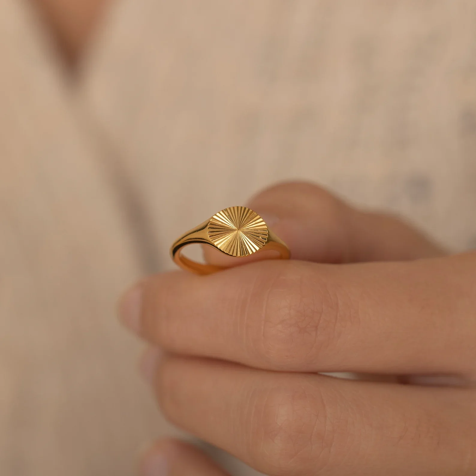 Ellie® Sunburst Rising Ring - Image 8