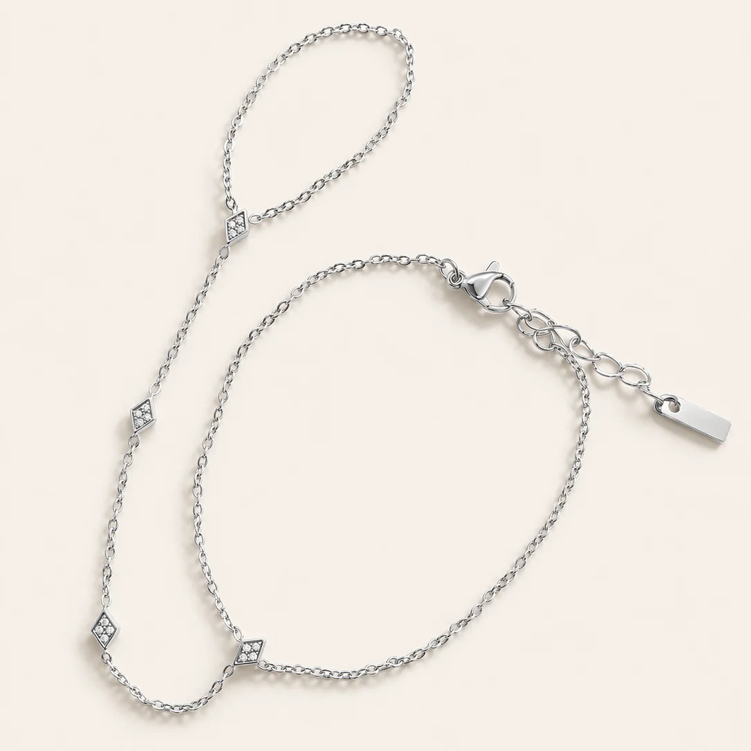 Virelle Crystal HandChain - Image 2